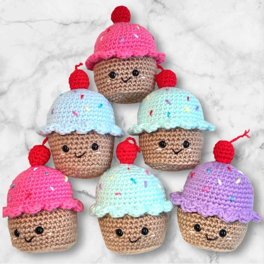 Crochet cupcake play rattle NWT handmade rattle color purple